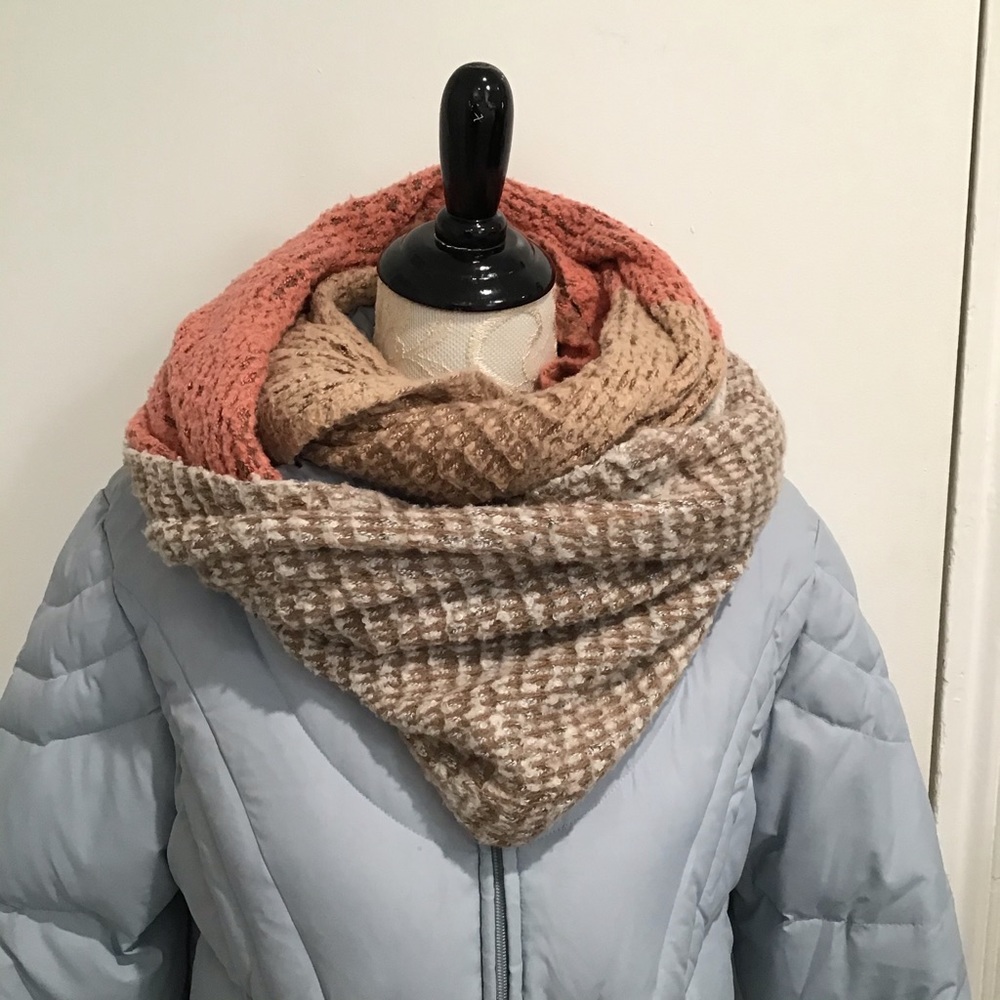 Urban Outfitter Pins and Needles Tan Tube Scarf
